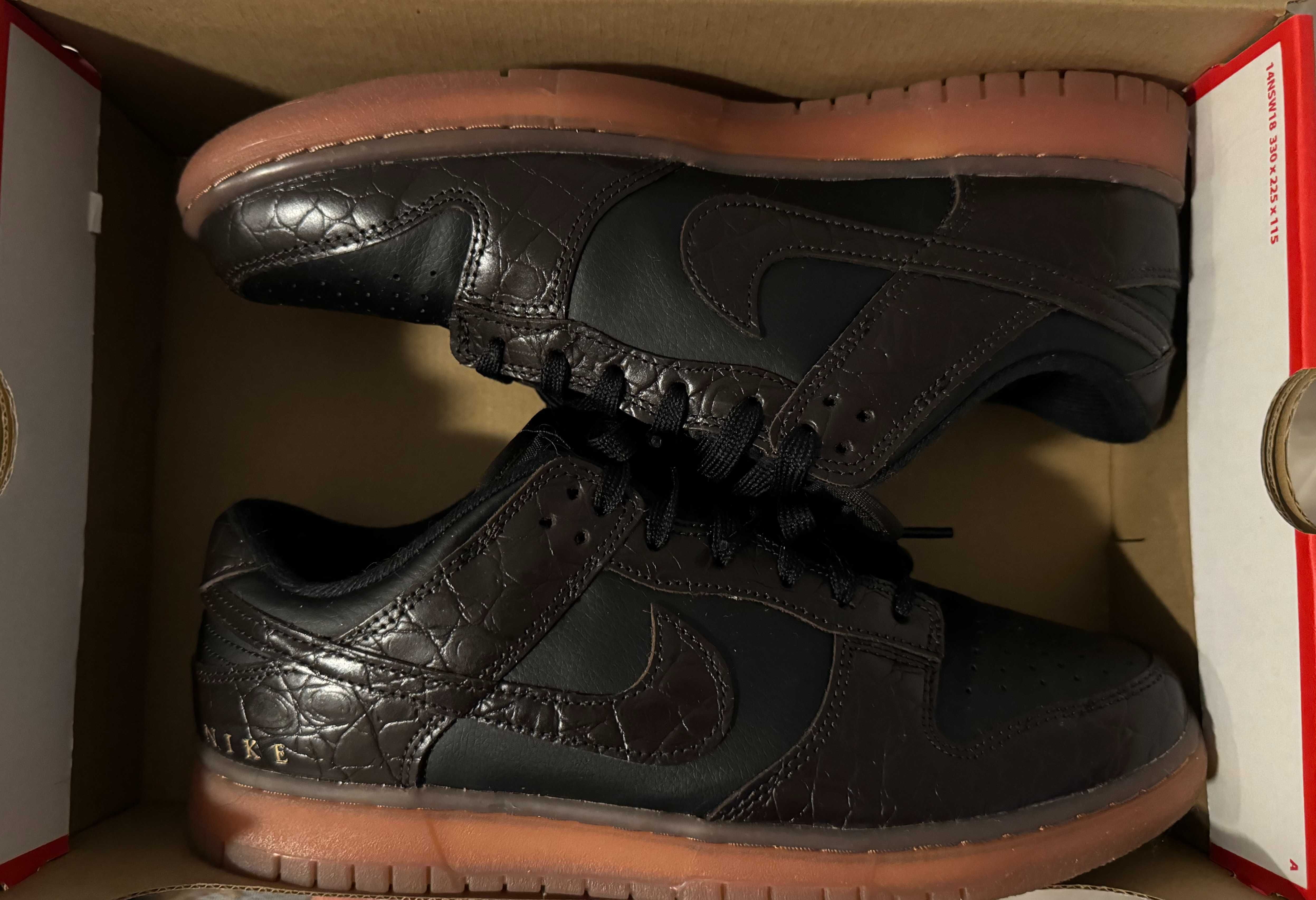 Nike Dunk Low Velvet Brown Black sneakers EU 44