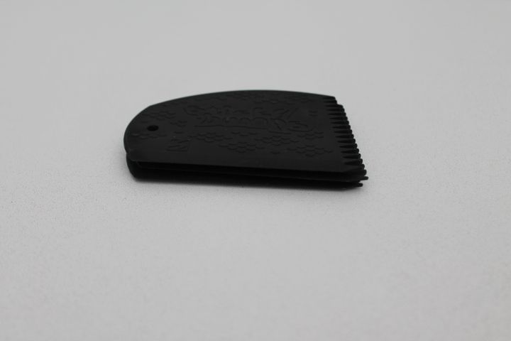 Pente de Cera Surf- Novo (portes incluídos)