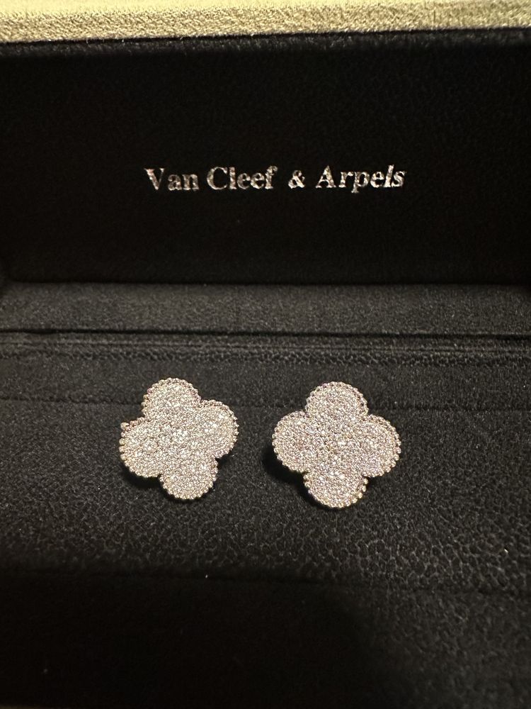 Серьги Van Cleef