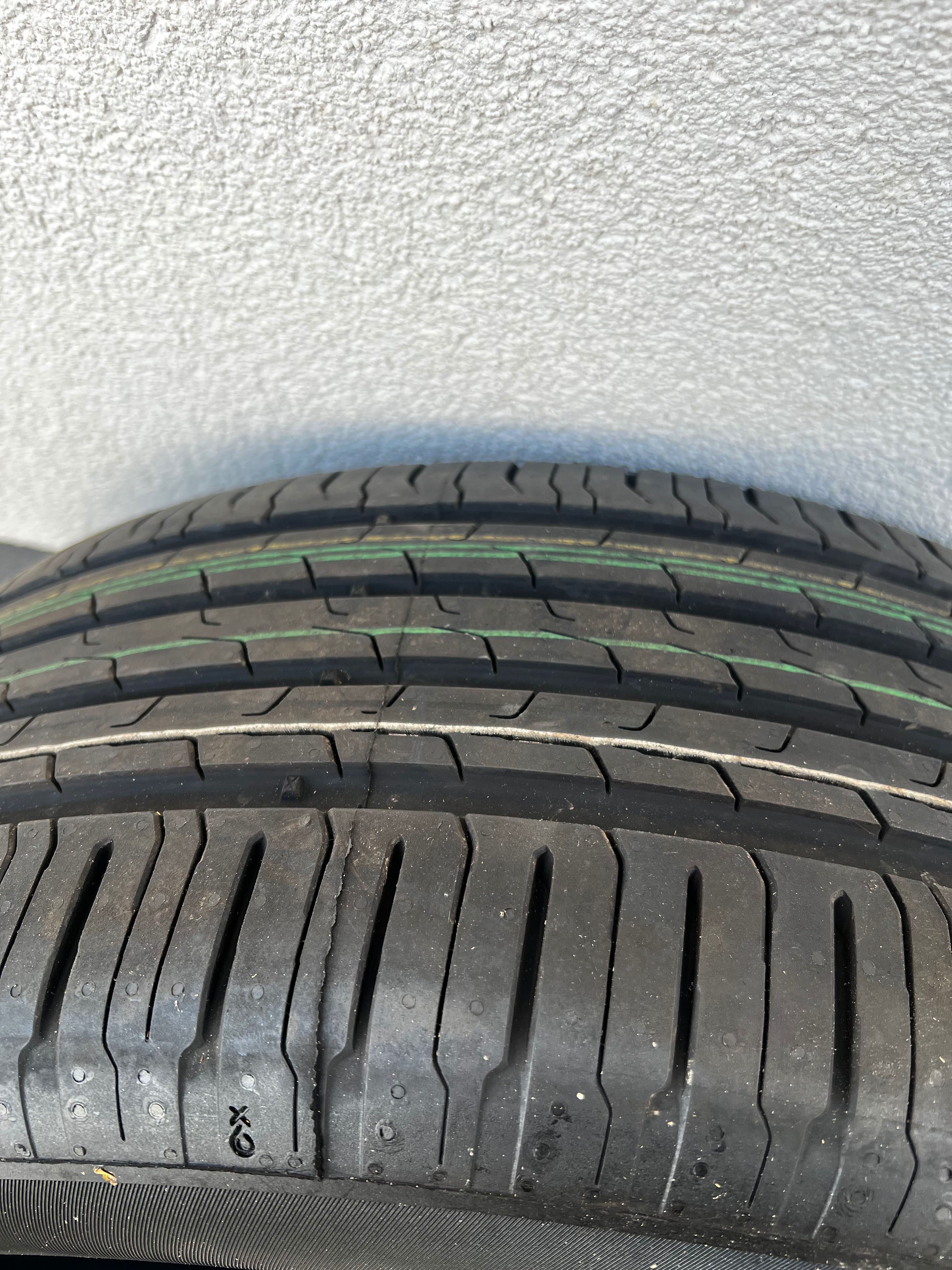 Opony nowe CONTINENTAL 235/55/18