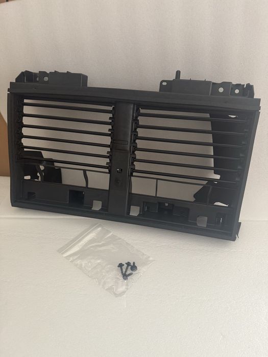 Dodge RAM 1500 V Roleta aktywna Atrapa Żaluzja z silnikiem 19-24 MOPAR