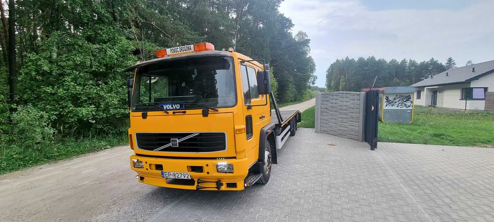 Transport maszyn rol.,ciagnika,przyczepy,busa,laweta,pomoc drogowa.