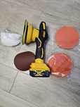 Polerka do baterii Dewalt