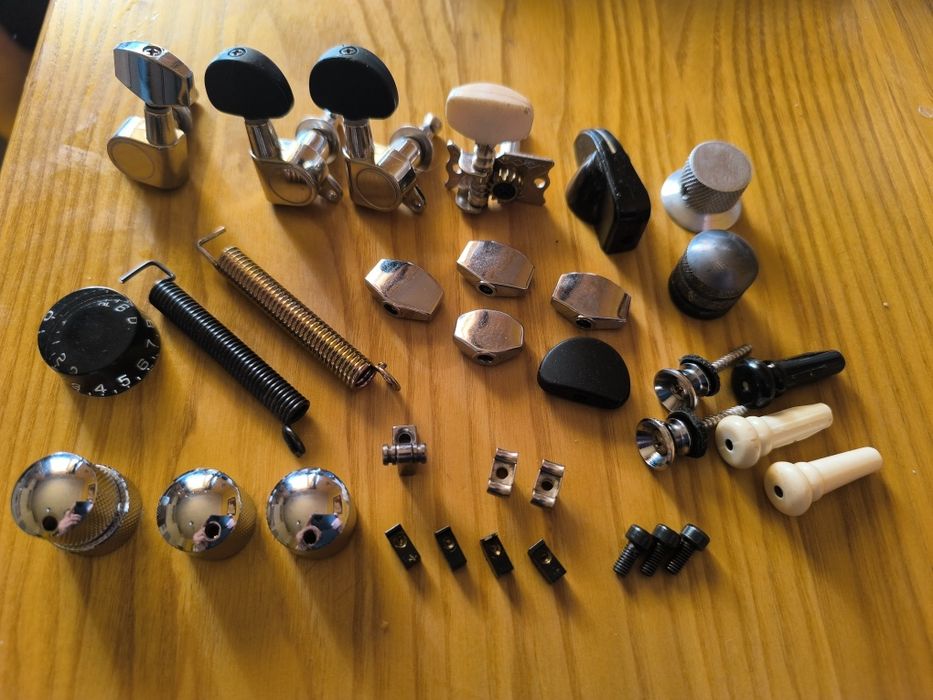 Продам стрелялки,  ретейнеры, сухари, пружины для электрогитар.