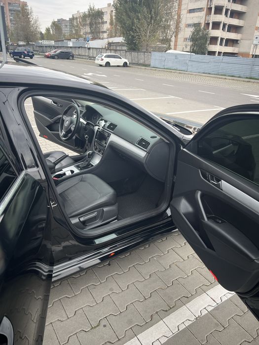 Продається автомобіль Passat B7