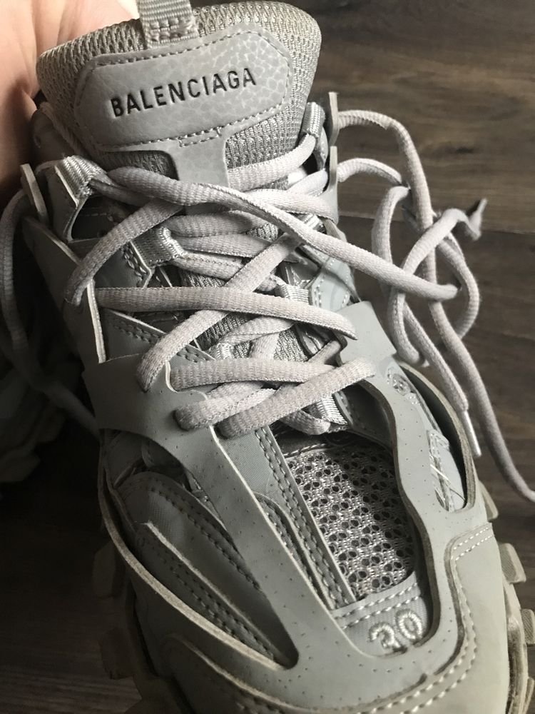 Balenciaga triple s r39