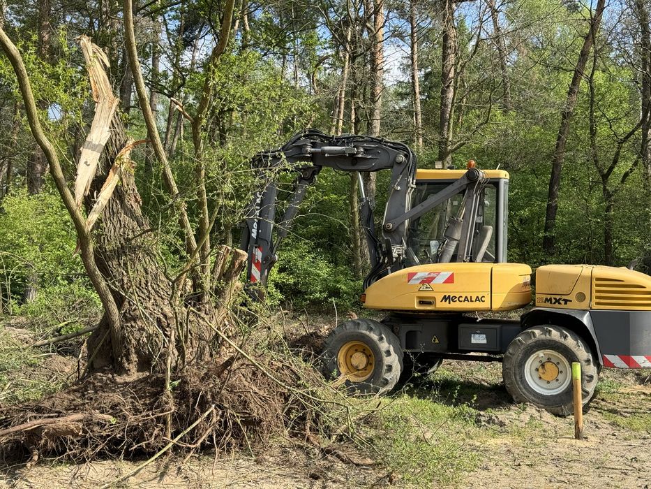 USŁUGI MINIKOPARKĄ i KOPARKO-ŁADOWARKĄ prace ziemne, wykopy, przyłącza