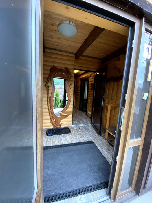 Будинок 200м2 зі зрубу в Буковелі (Поляниця) з ремонтом та меблями.