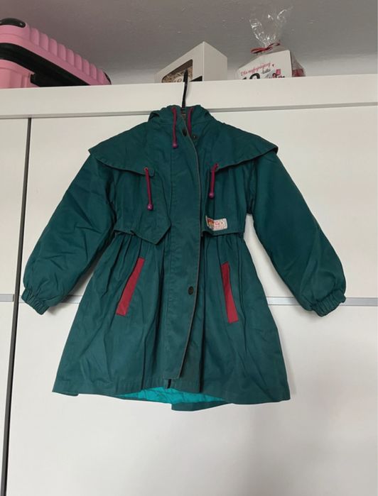 ciemnozielony płaszczyk dla dziewczynki,ocieplany z kapturem