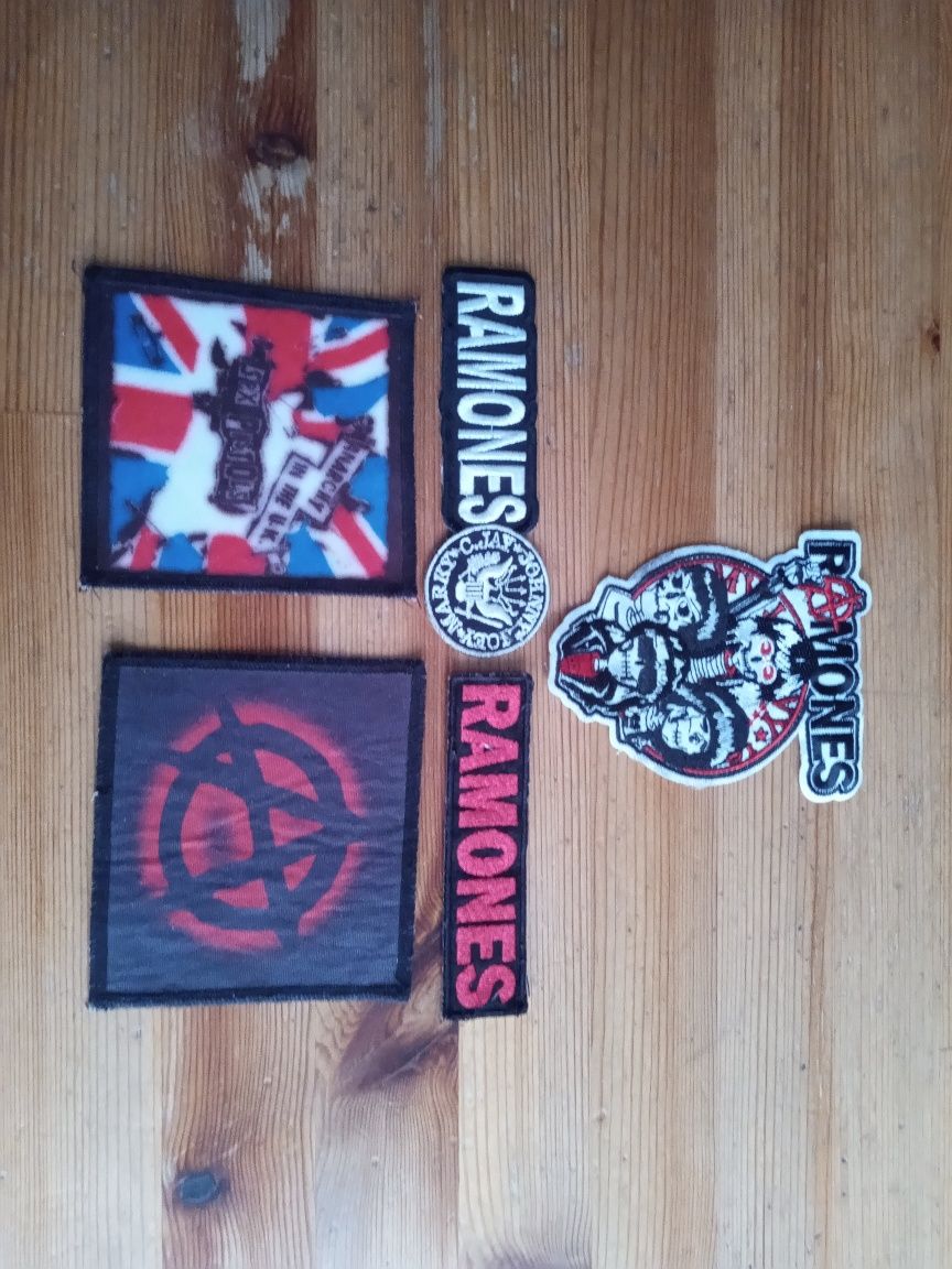 Ramones,Sex pistols zestaw naszywek punk rock
