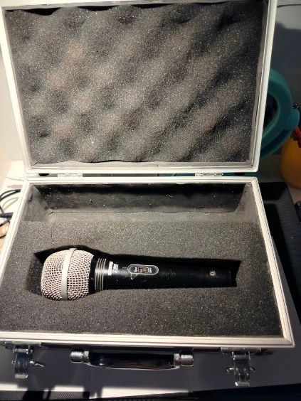 Mikrofon shure c-606