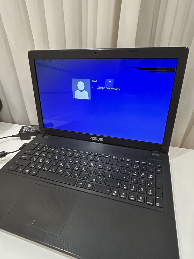 Ноутбук ASUS R512М