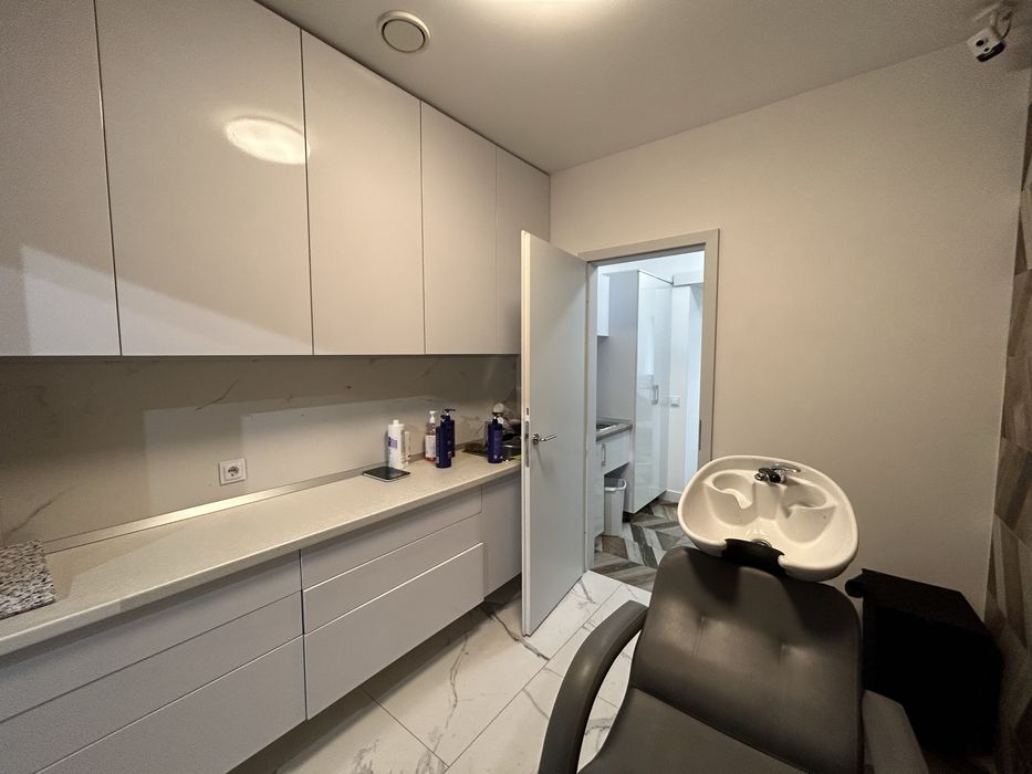 Продам Салон красоты в центре города