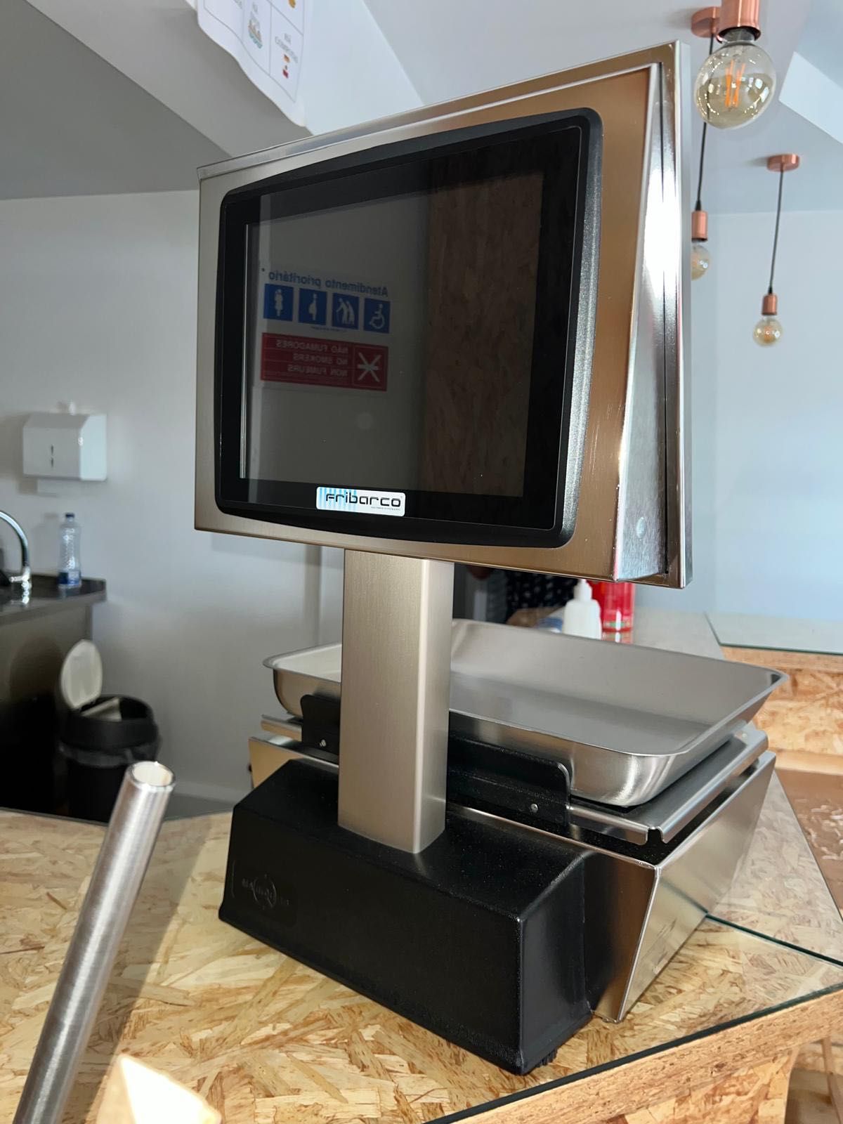 Balança comercial em inox