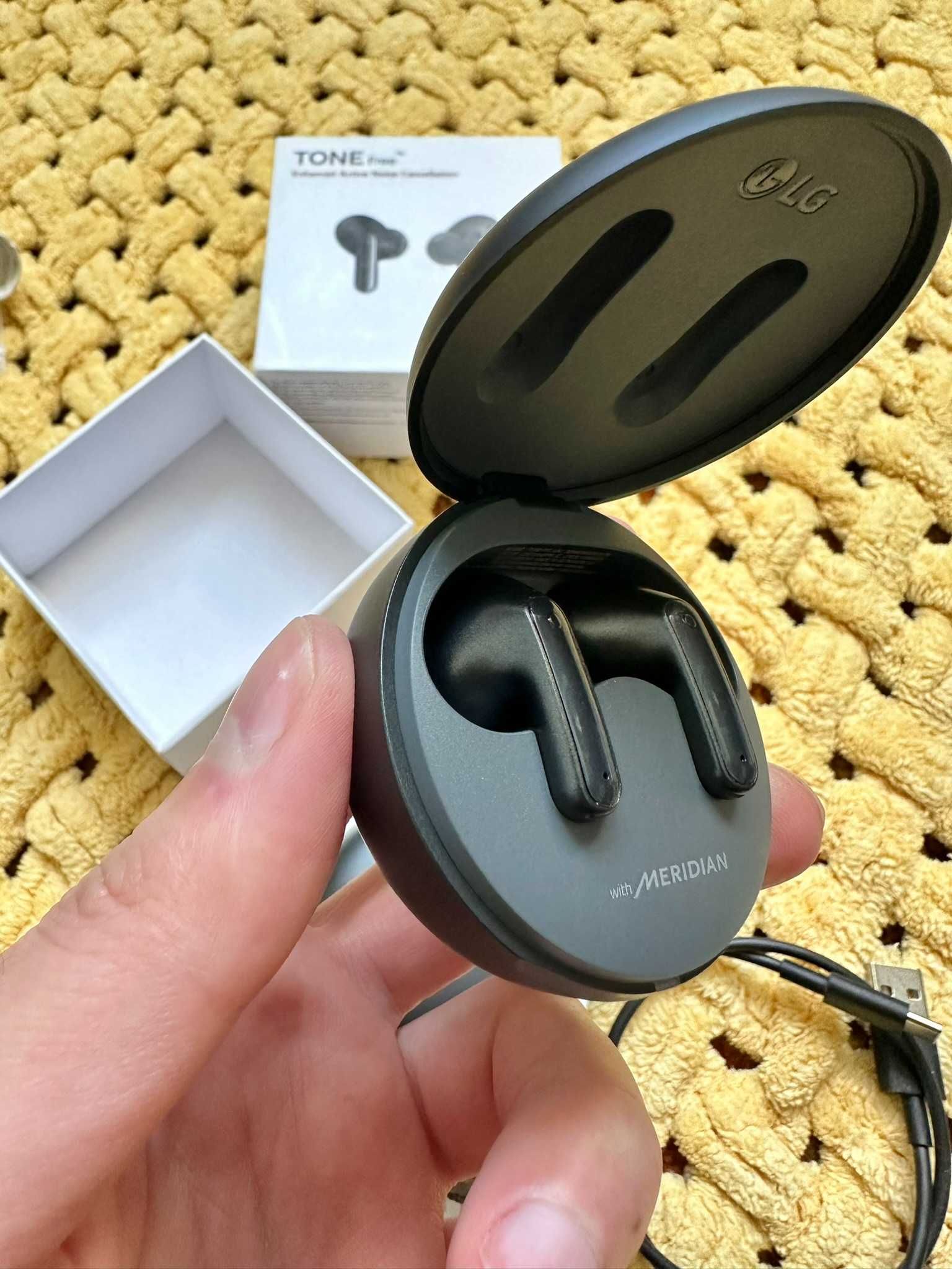 Ідеальні LG TONE fp5 навушники безпровідні TWS  оригінал зі США!