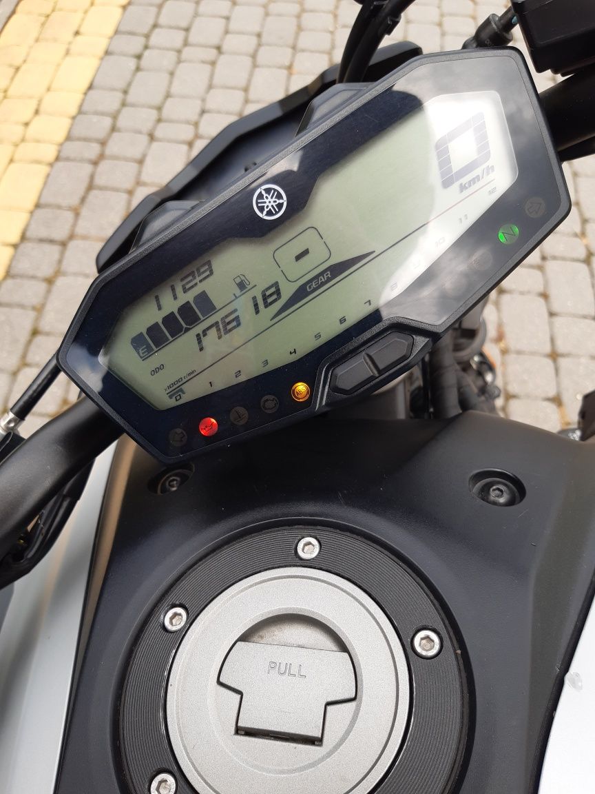 Yamaha MT 07 idealny stan