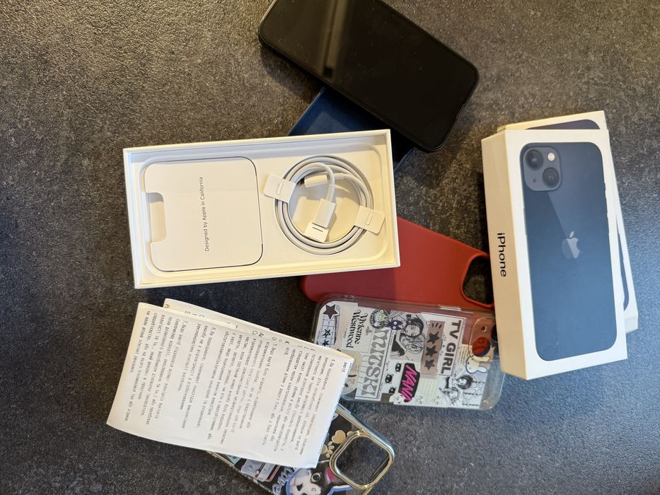 продам iphone 13