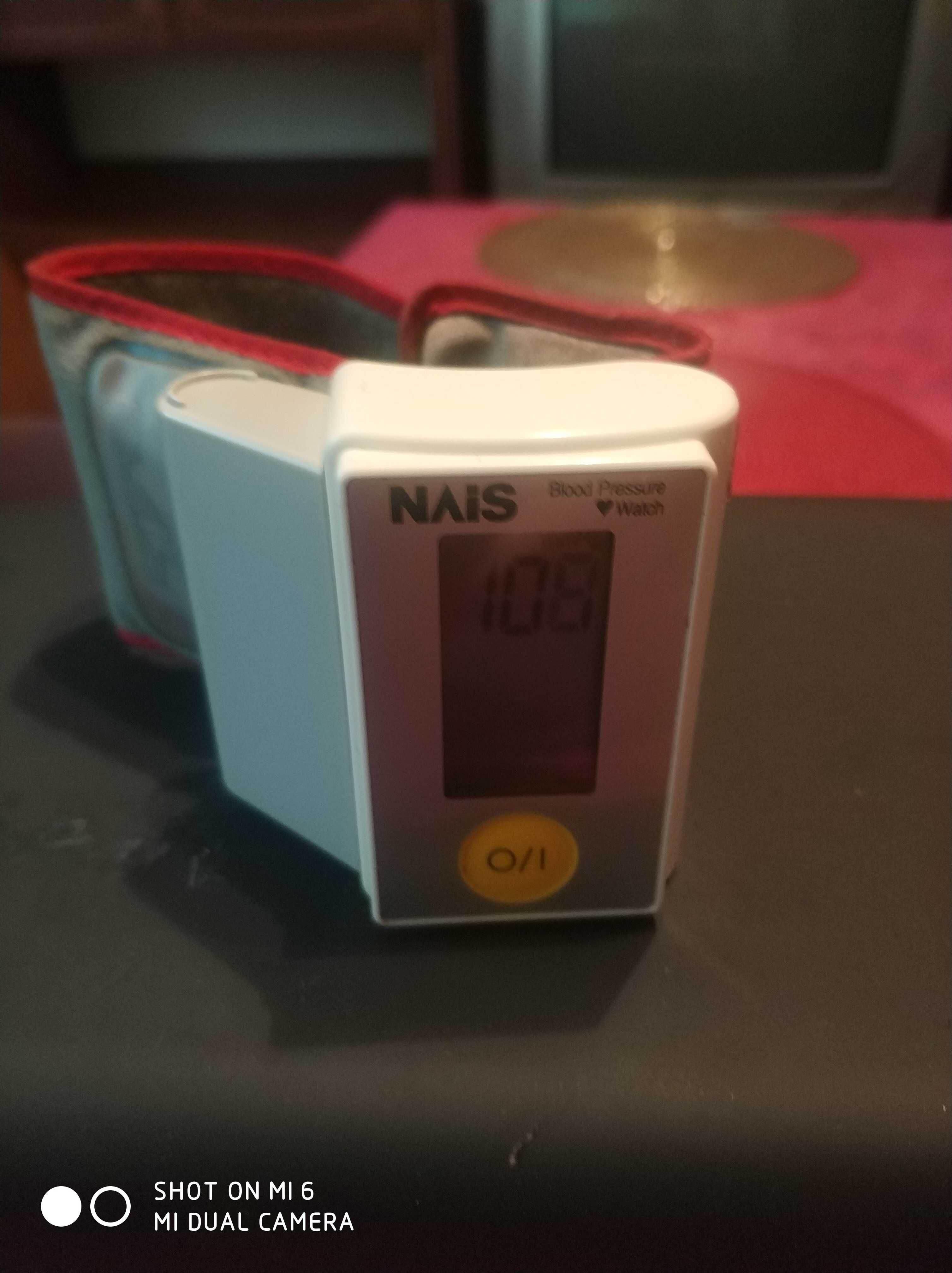 Nadgarstkowy ciśnieniomierz (Niemiecki) NAIS Blood Pressure Watch