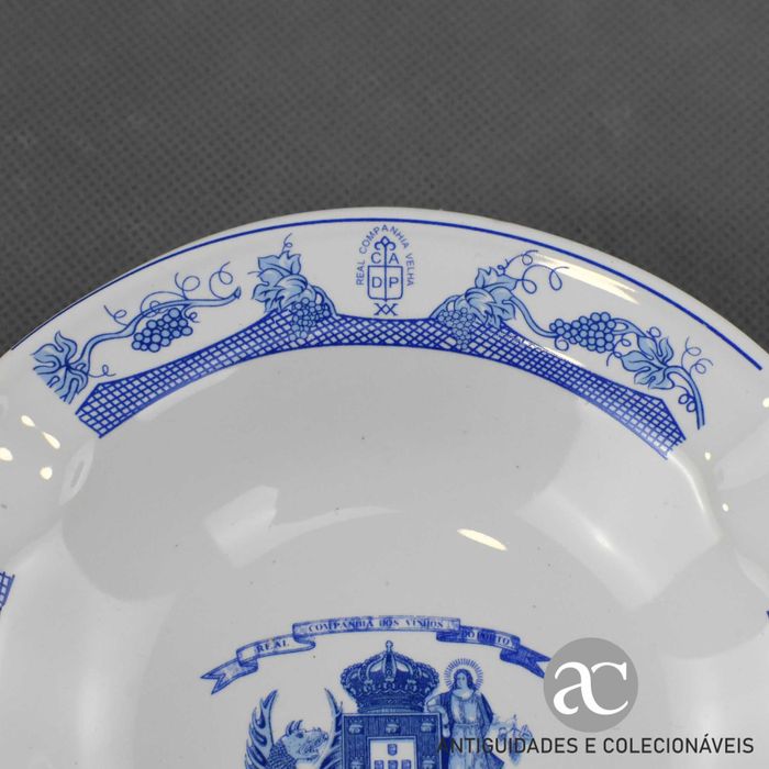 Cinzeiro Real Companhia Velha em Porcelana