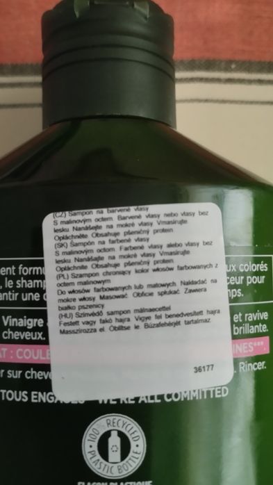 Szampon do włosów farbowanych