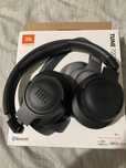 JBL Tune 720 BT Навушники в ідеальному стані в оригінальній упаковці .