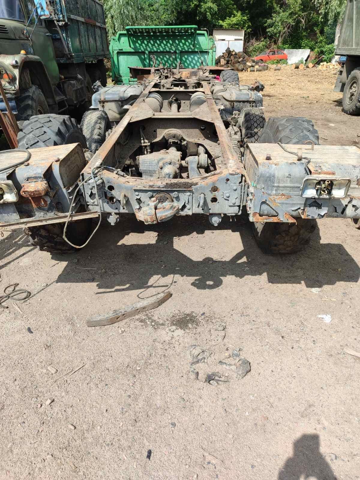 Продам ПОВОРОТНИЙ КУЛАК(лівий і правий),редуктори,роздатка на ЗІЛ-131!