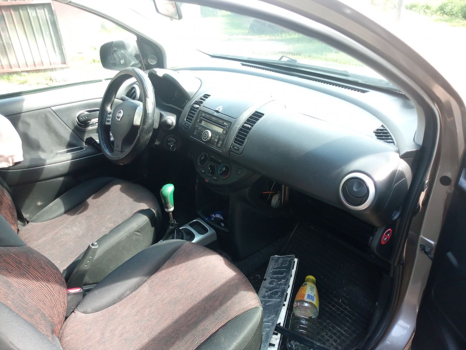 Разбираю нісан нота, nissan note