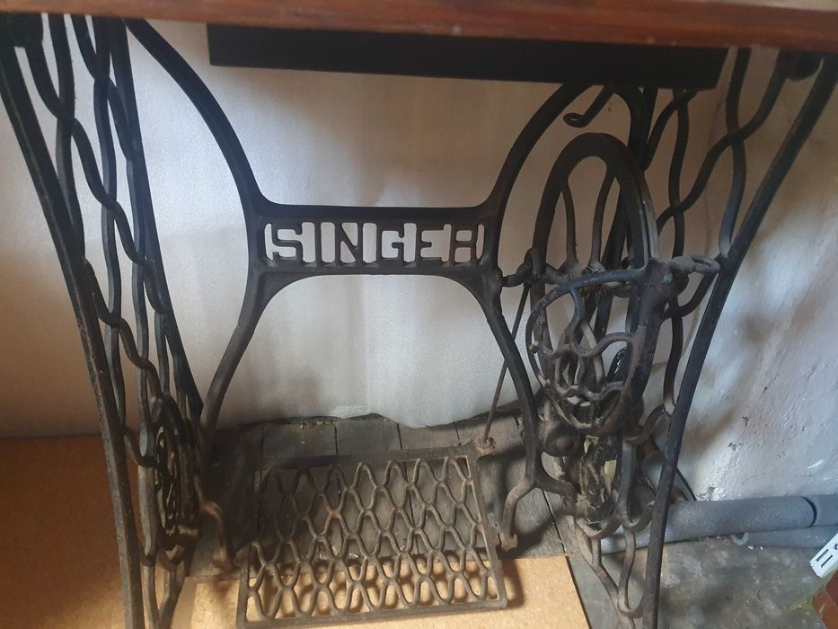 Maszyna do szycia "Singer" antyk