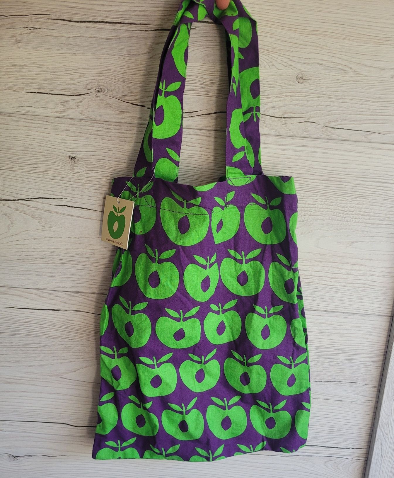 Świetna torba na zakupy print apple