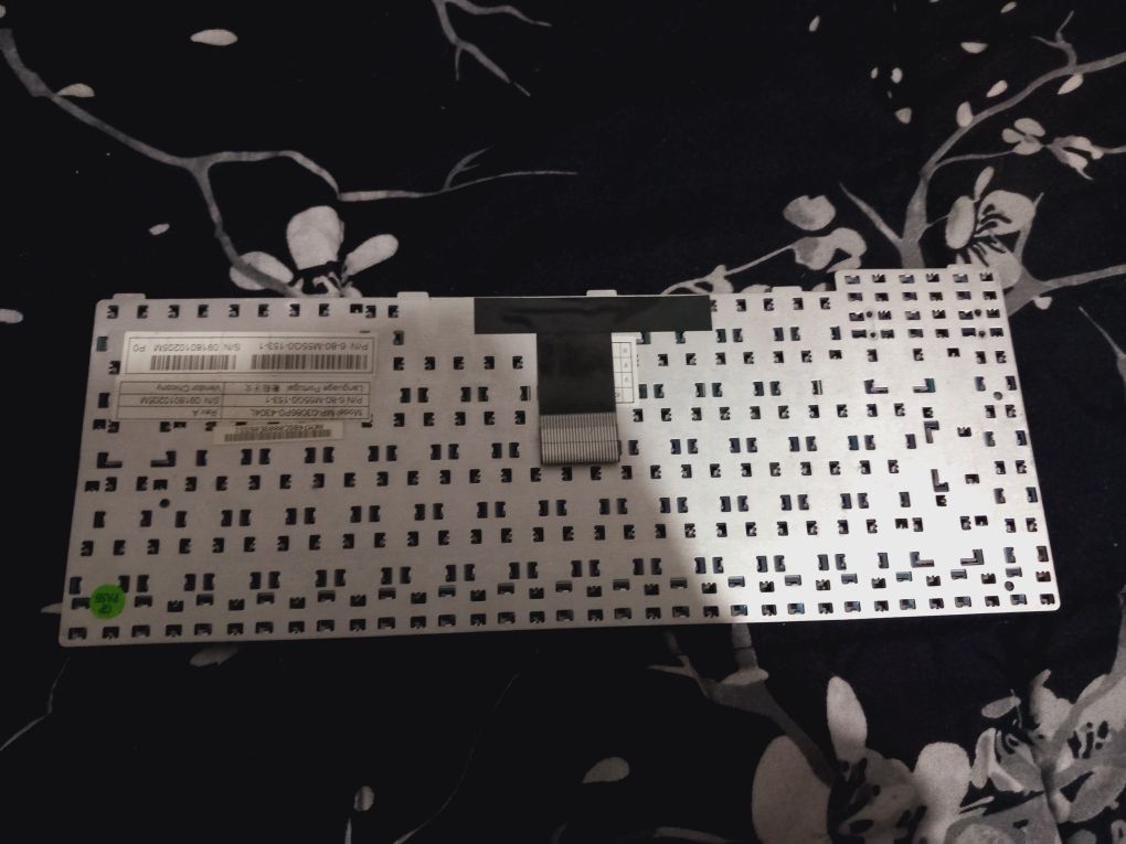 Teclado de portátil insys