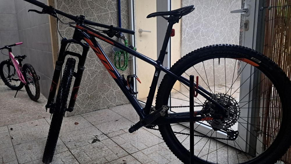 Vendo KTM em bom estádo