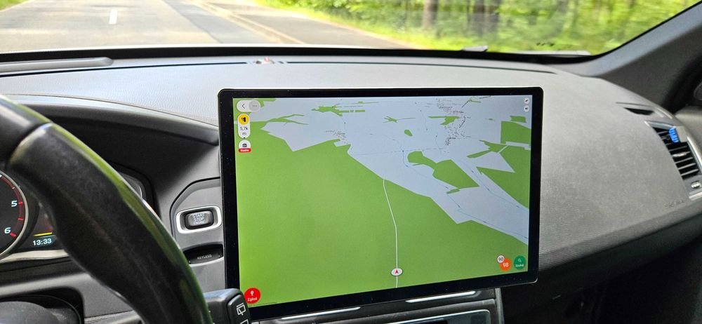 Volvo XC60 - tablet / wyświetlacz android 13,1"