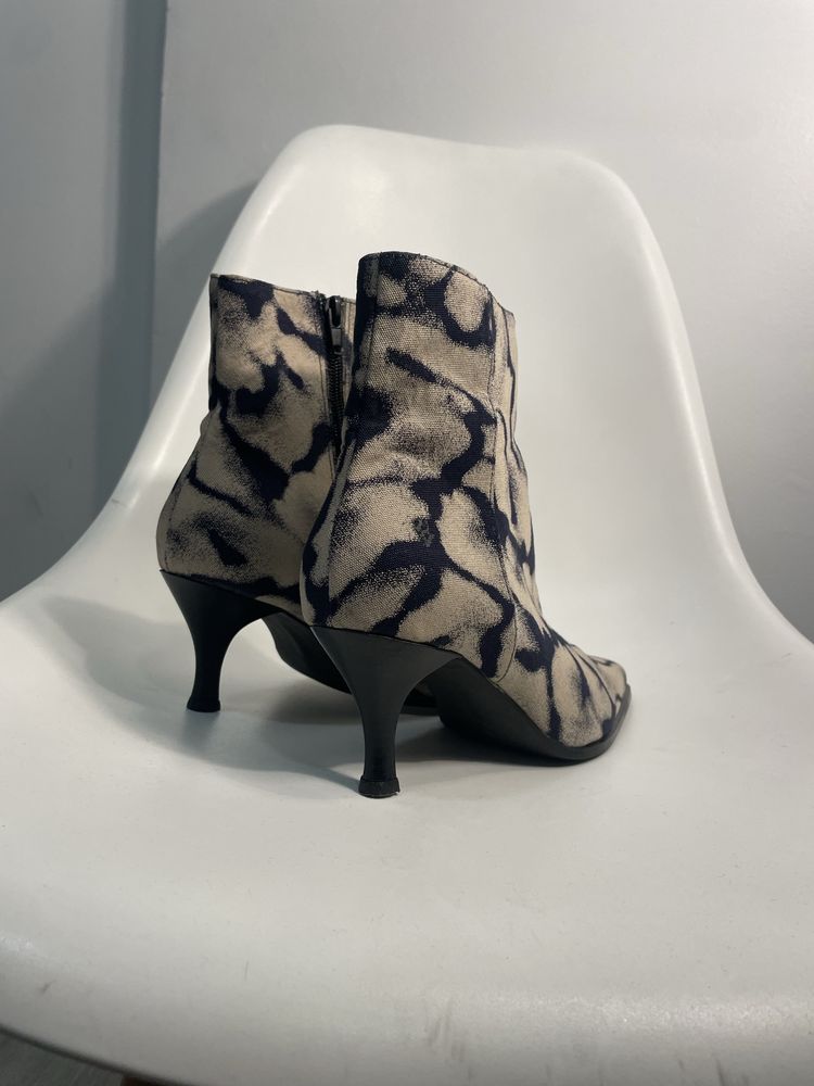 Botas tamanho 39