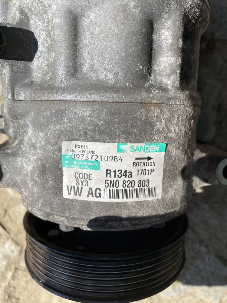 Kompresor klimatyzacji Vw passat b6 skoda audi seat 1.9 2.0 KTT095004