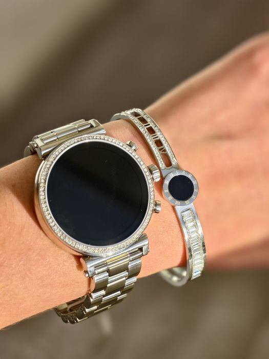 Жіночий смарт годинник Michael Kors