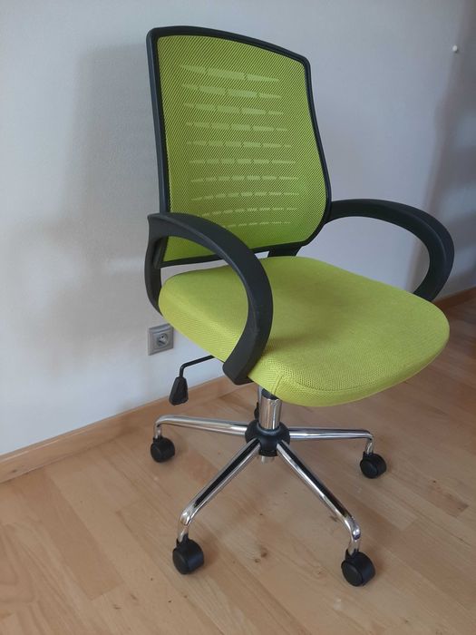 Fotel krzesło biurowe