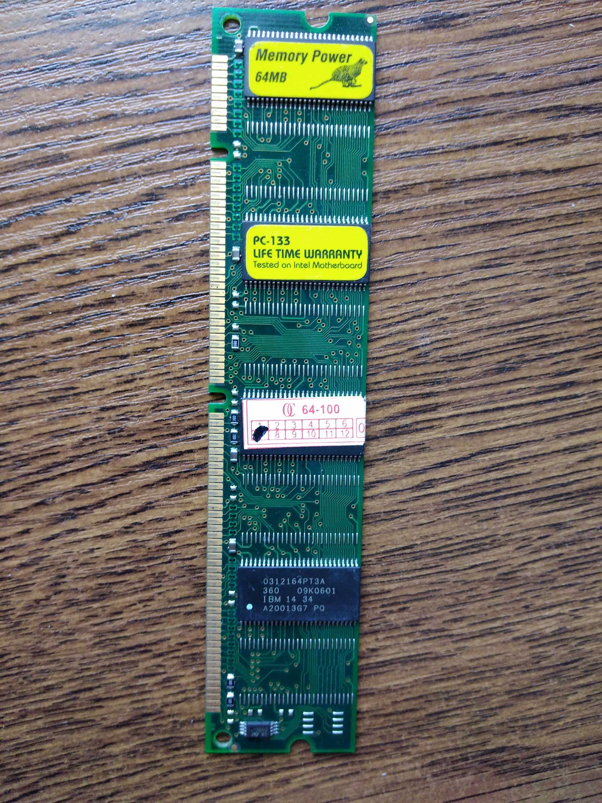 Оперативная память DDR2 512 MB UNB PC2-5300 CL5 и SDRAM PC133 64 Mb
