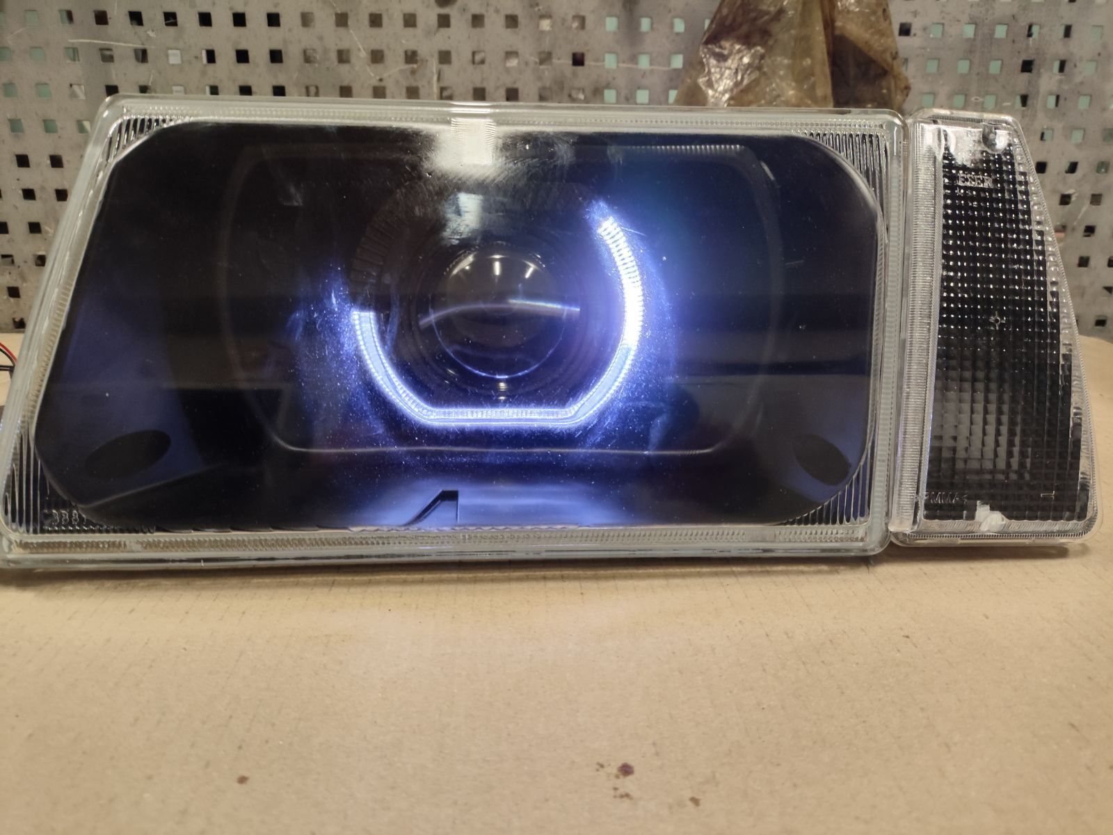 Продам bi-LED 3.0" фары 2109