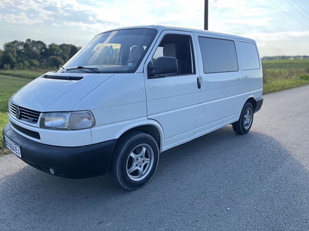 Volkswagen T-4. 2,5