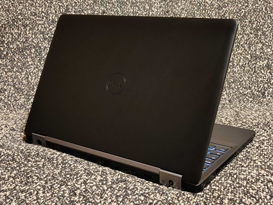Dell Latitude 5570 ∎ Intel® i7-6600U|8-16|128-256|Radeon|FHD ips