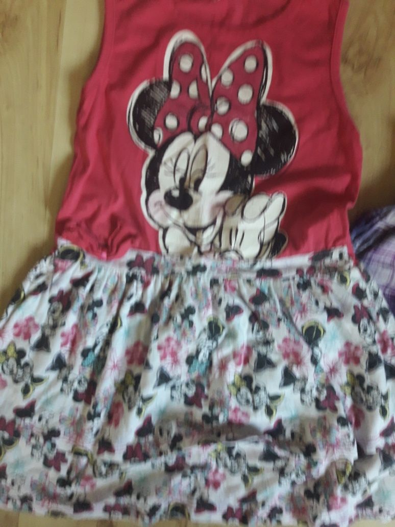 8 sukienek 122/128 H&M