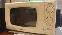 Kuchenka mikrofalowa 20l. Zanussi 700W