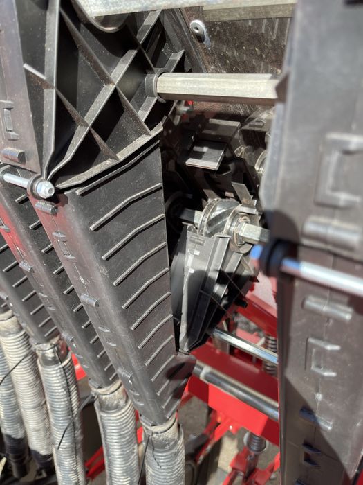 Сівалка Зернова CЗ-3,6 SEED Premium причіпна варіаторного типу