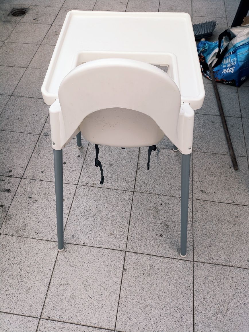 Cadeira de refeição IKEA