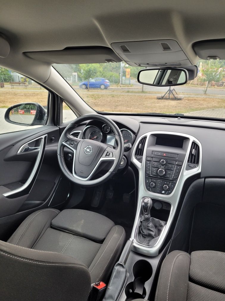 Opel astra J cosmo okazja
