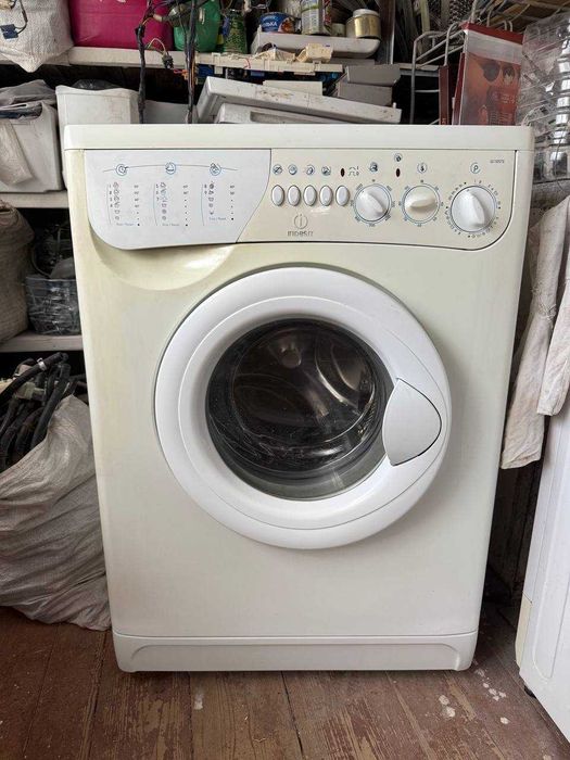 Пральна машина Indesit W105TX 5 кг Стиральна машинка