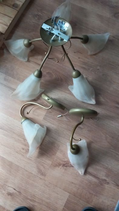 Żyrandol i 2 kinkiety 8