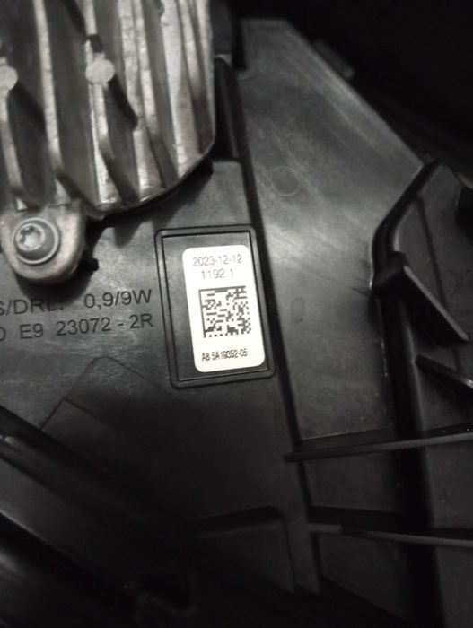BMW i4 g26 g22,g23 lampa prawy przód