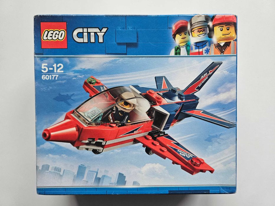 LEGO City 60177 - Odrzutowiec pokazowy - nowy z defektem pudełka