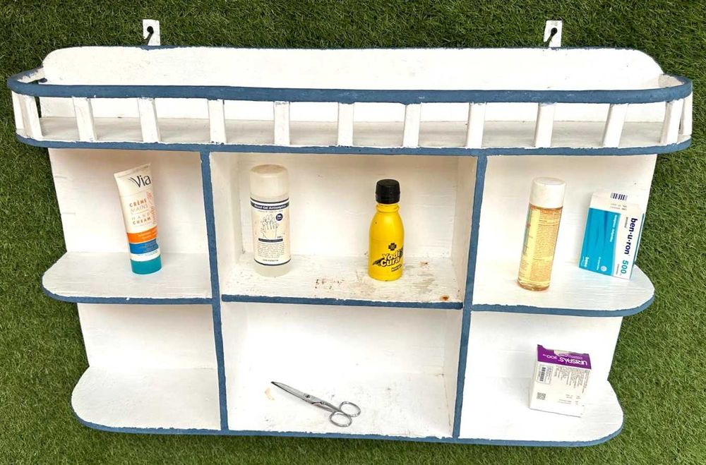 Armário de parede/escaparate rústico